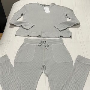 Shop Stevie Mono B Gray Waffle Weave Thermal Lounge Crew Jogger Set NWT Size S